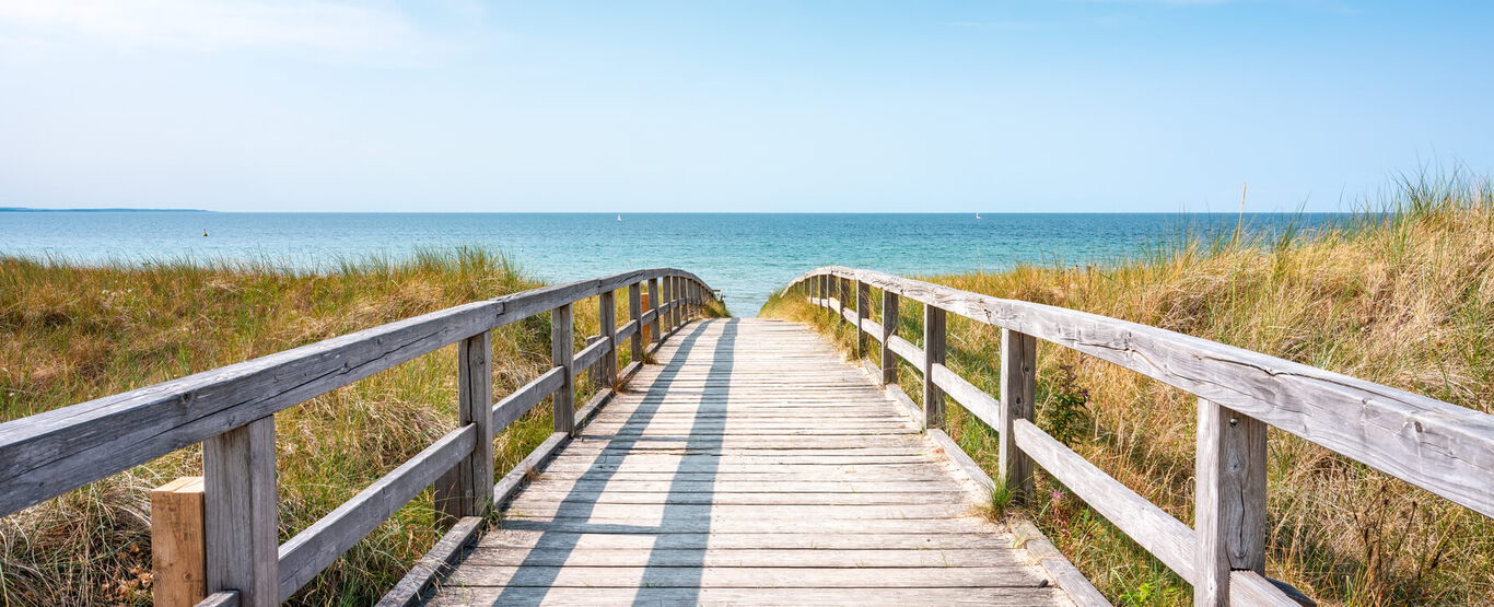 Weg-zum-Strand-über-Holzweg